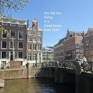 ** Bed & Breakfast Two Bedroom In Historic Canalhouse From 1618 - Centre Netherlands