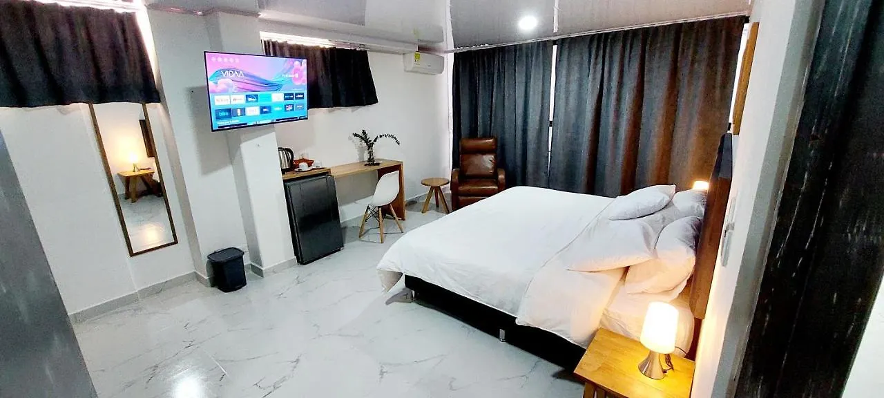 Hotel A & A Santa Alejandria Medellin 0*,
