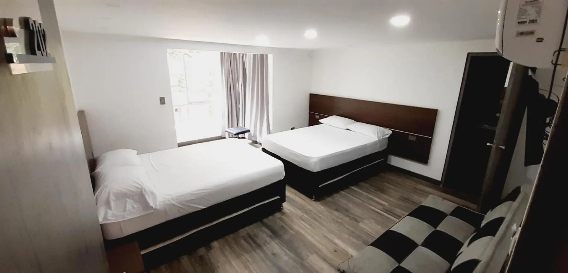 Hotel A & A Santa Alejandria Medellin